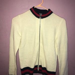 • forever 21 Sweater